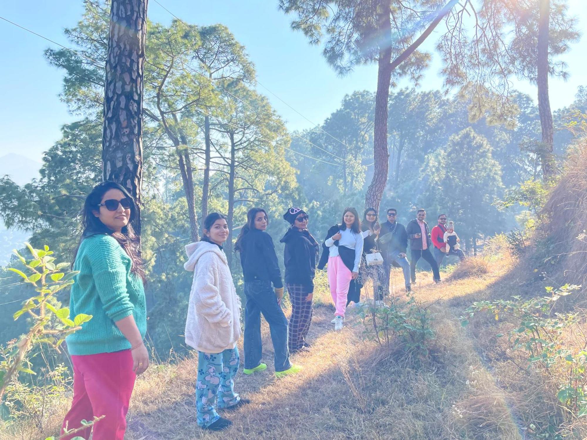 The Auriga 3Bhk Fully Entair Villa With Bonfire In Kasauli I Pvt Stay I Open Air Terrace I Kitchen Livingroom I Lawn Bonfire I Gaming Zone Exterior foto