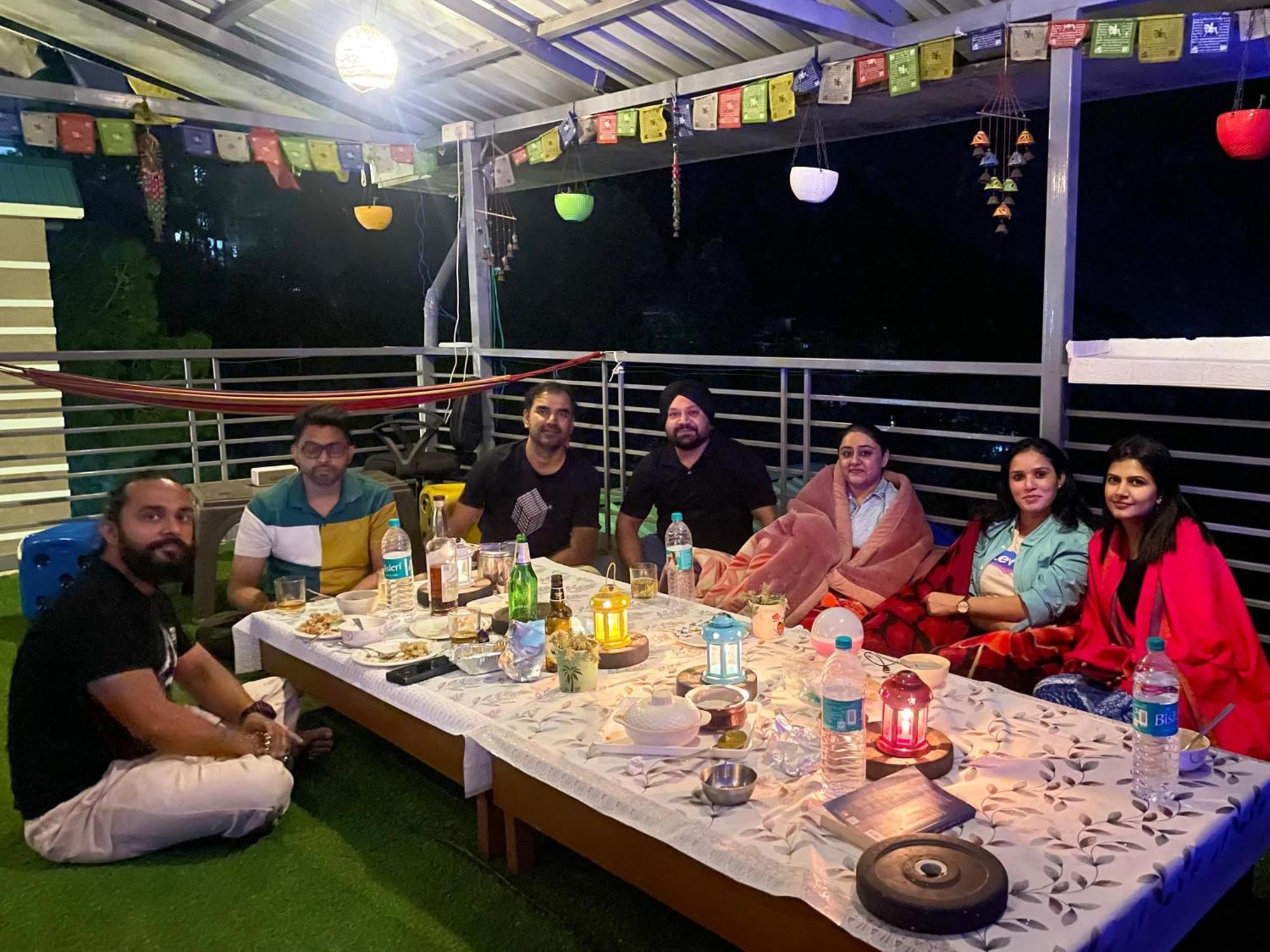 The Auriga 3Bhk Fully Entair Villa With Bonfire In Kasauli I Pvt Stay I Open Air Terrace I Kitchen Livingroom I Lawn Bonfire I Gaming Zone Exterior foto