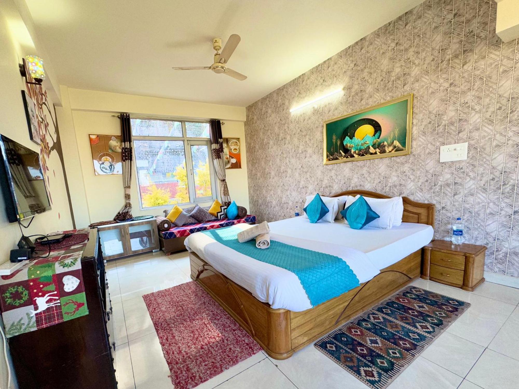 The Auriga 3Bhk Fully Entair Villa With Bonfire In Kasauli I Pvt Stay I Open Air Terrace I Kitchen Livingroom I Lawn Bonfire I Gaming Zone Exterior foto